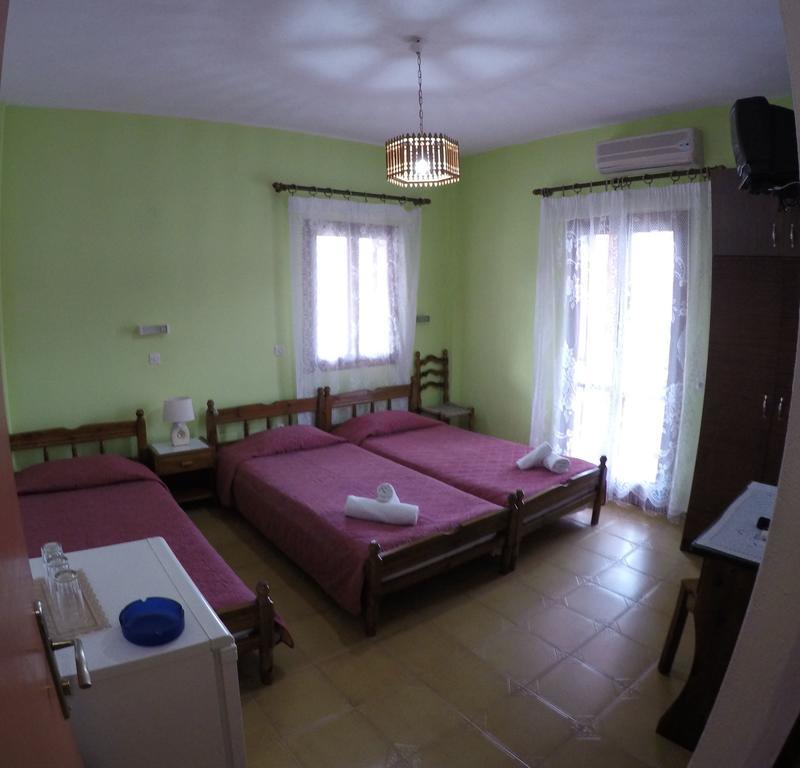 Christina Pension Картерадос Номер фото